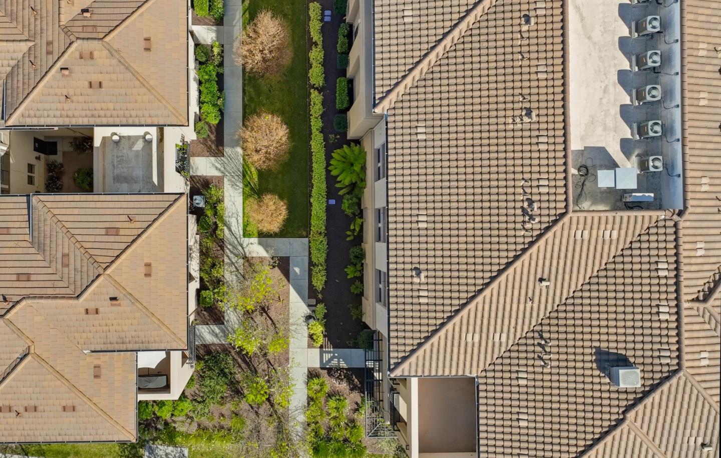 Detail Gallery Image 45 of 49 For 1053 Dewberry Pl #304,  San Jose,  CA 95131 - 4 Beds | 2/1 Baths