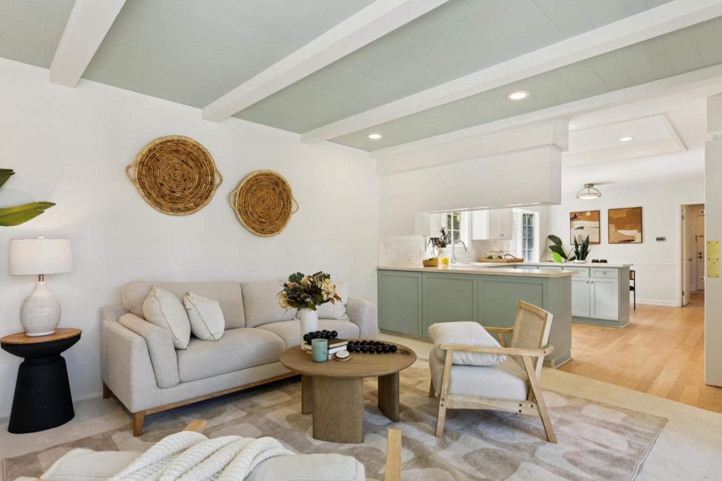 Detail Gallery Image 15 of 42 For 13120 via Madronas Dr, Saratoga,  CA 95070 - 5 Beds | 3 Baths