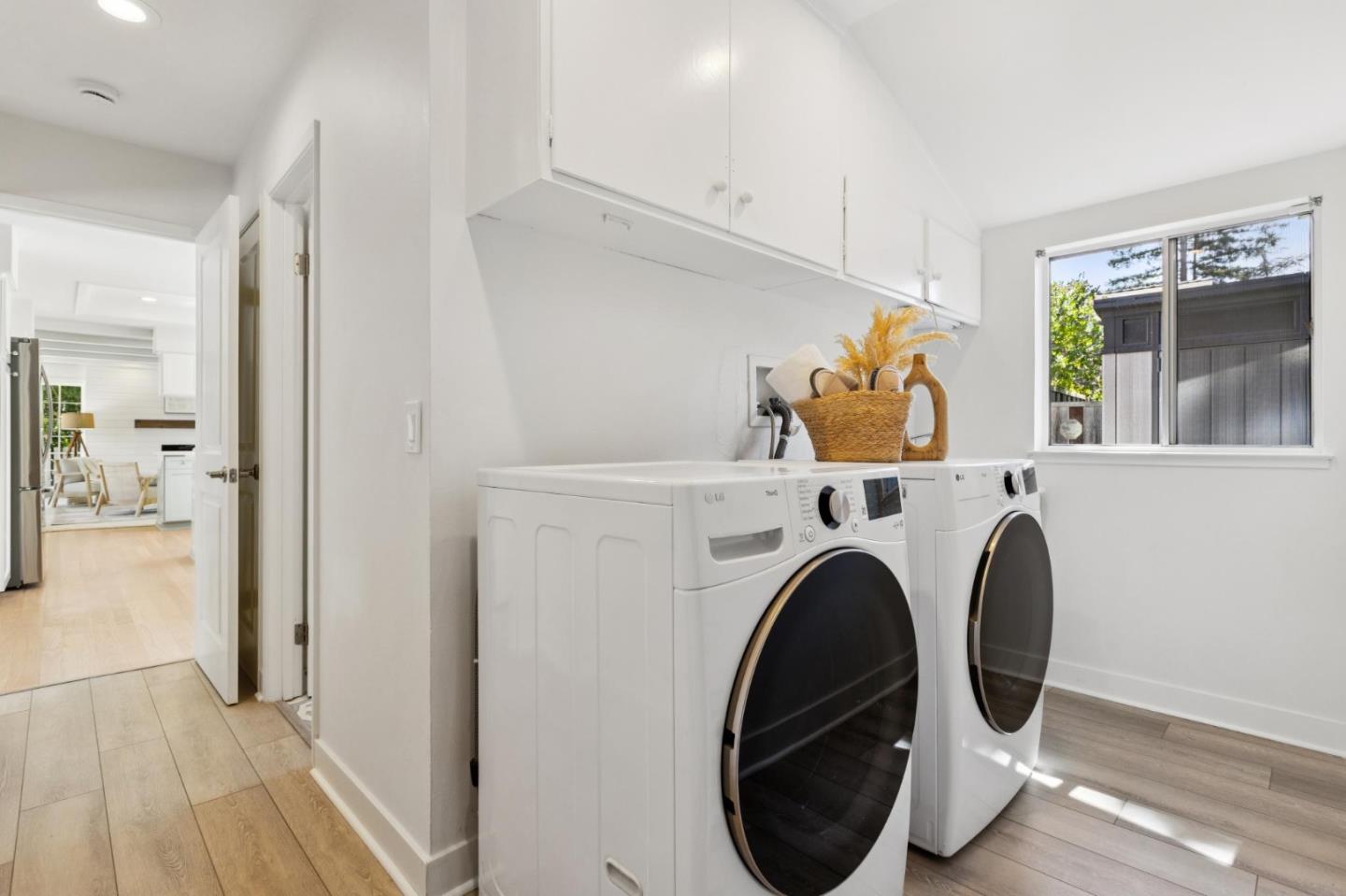 Detail Gallery Image 29 of 42 For 13120 via Madronas Dr, Saratoga,  CA 95070 - 5 Beds | 3 Baths