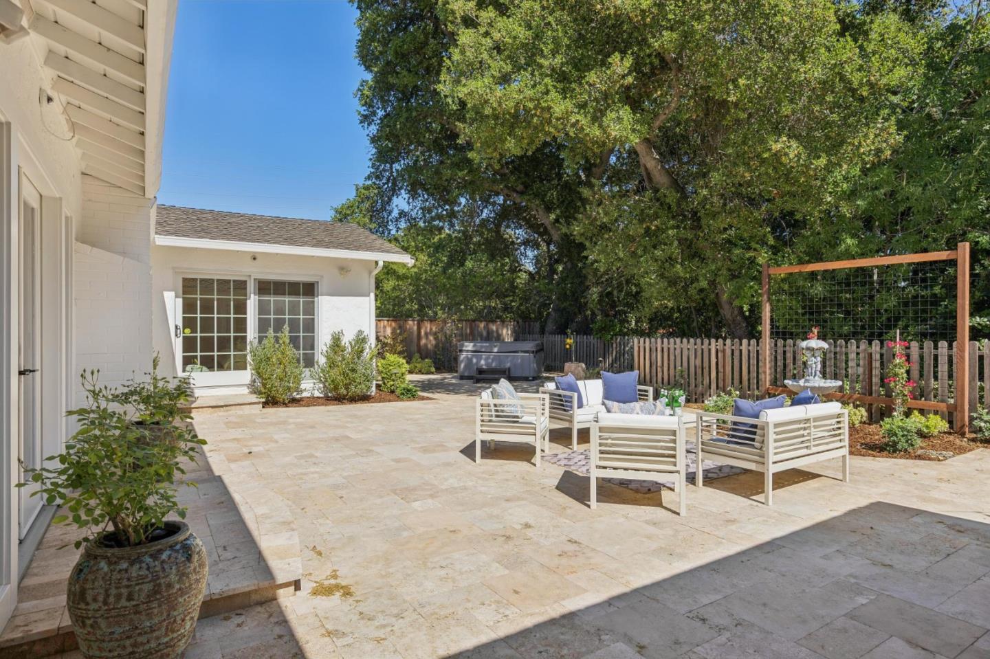 Detail Gallery Image 32 of 42 For 13120 via Madronas Dr, Saratoga,  CA 95070 - 5 Beds | 3 Baths