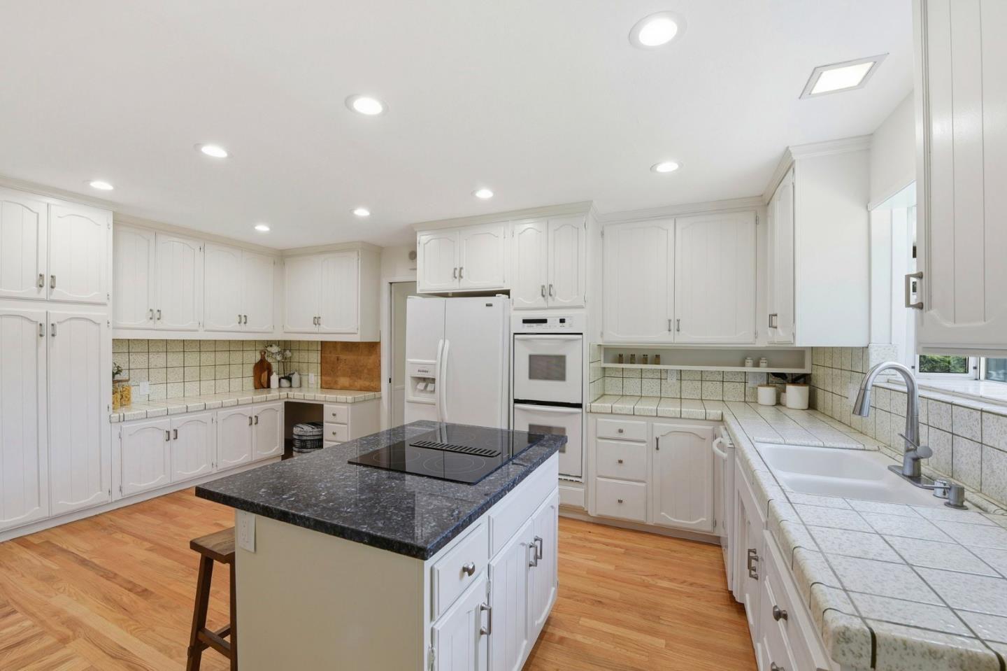 Detail Gallery Image 13 of 55 For Parkside Ave, San Jose,  CA 95125 - 3 Beds | 2/1 Baths