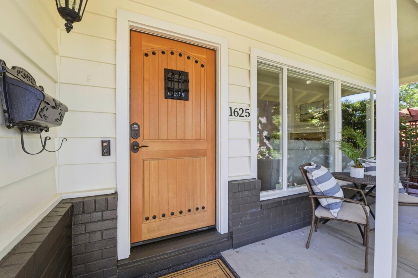 Detail Gallery Image 5 of 55 For Parkside Ave, San Jose,  CA 95125 - 3 Beds | 2/1 Baths