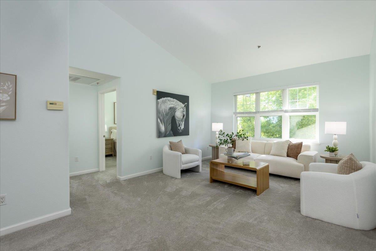 Detail Gallery Image 4 of 16 For 453 E Okeefe St #307,  East Palo Alto,  CA 94303 - 2 Beds | 2 Baths