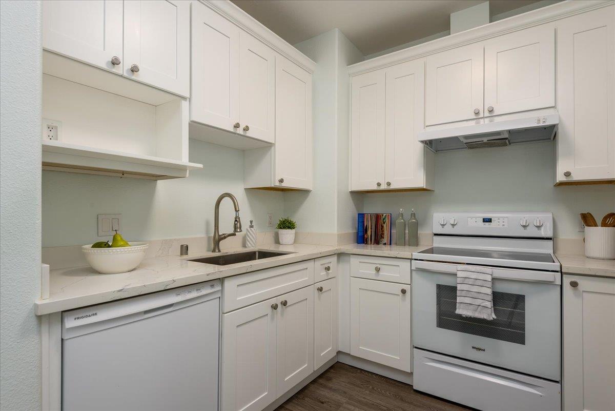 Detail Gallery Image 9 of 16 For 453 E Okeefe St #307,  East Palo Alto,  CA 94303 - 2 Beds | 2 Baths