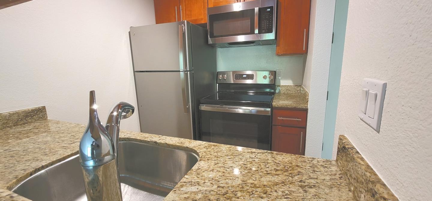 Detail Gallery Image 8 of 30 For 7221 Shelter Creek Ln, San Bruno,  CA 94066 - 0 Beds | 1 Baths