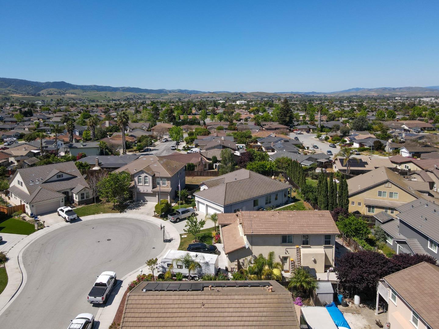 Detail Gallery Image 34 of 34 For 1890 Calistoga Dr, Hollister,  CA 95023 - 4 Beds | 2/1 Baths
