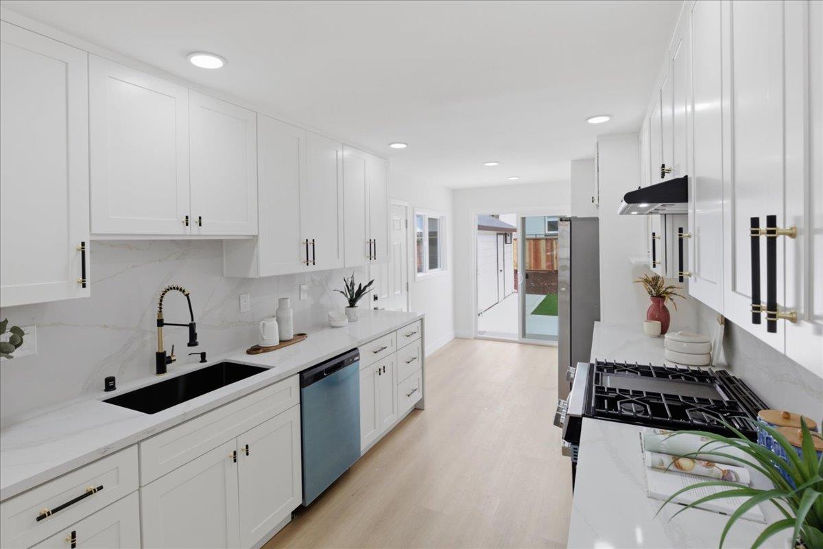 Detail Gallery Image 10 of 40 For 140 Marian Ln, San Jose,  CA 95127 - 3 Beds | 2 Baths