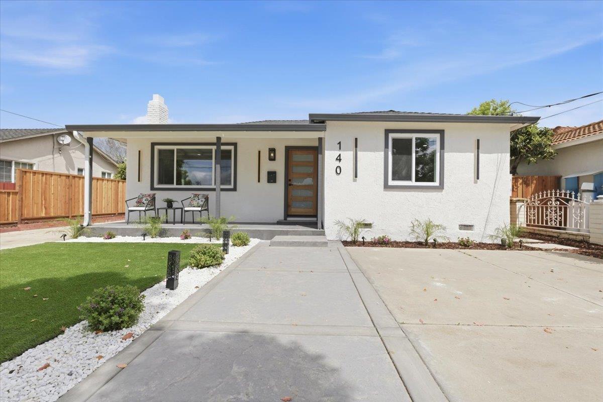 Detail Gallery Image 2 of 40 For 140 Marian Ln, San Jose,  CA 95127 - 3 Beds | 2 Baths