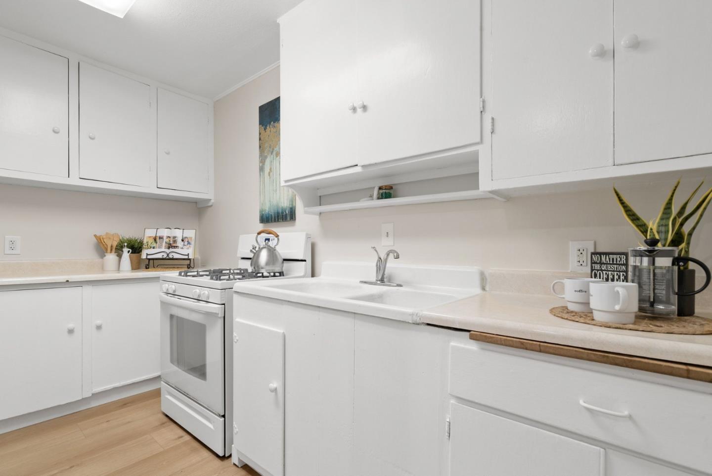 Detail Gallery Image 12 of 43 For 635 Bethany Dr, Scotts Valley,  CA 95066 - 3 Beds | 2 Baths