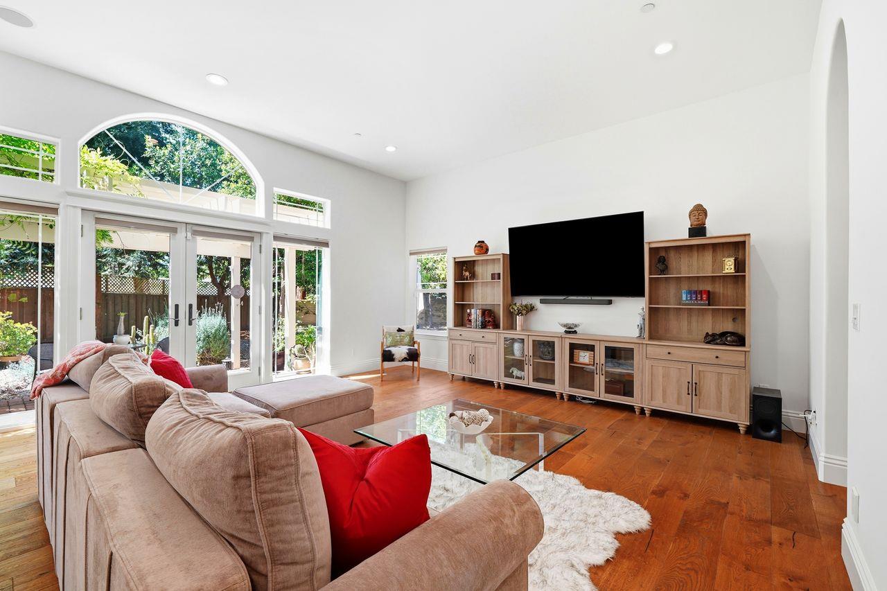 Detail Gallery Image 11 of 61 For 733 Vineyard Ter, Pleasanton,  CA 94566 - 5 Beds | 5 Baths