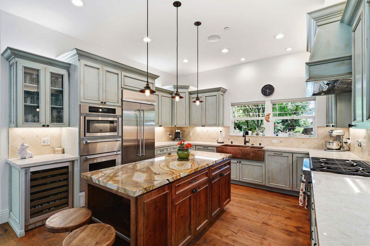 Detail Gallery Image 15 of 61 For 733 Vineyard Ter, Pleasanton,  CA 94566 - 5 Beds | 5 Baths