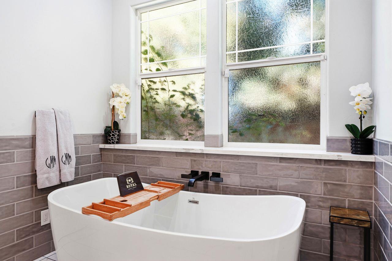 Detail Gallery Image 34 of 61 For 733 Vineyard Ter, Pleasanton,  CA 94566 - 5 Beds | 5 Baths