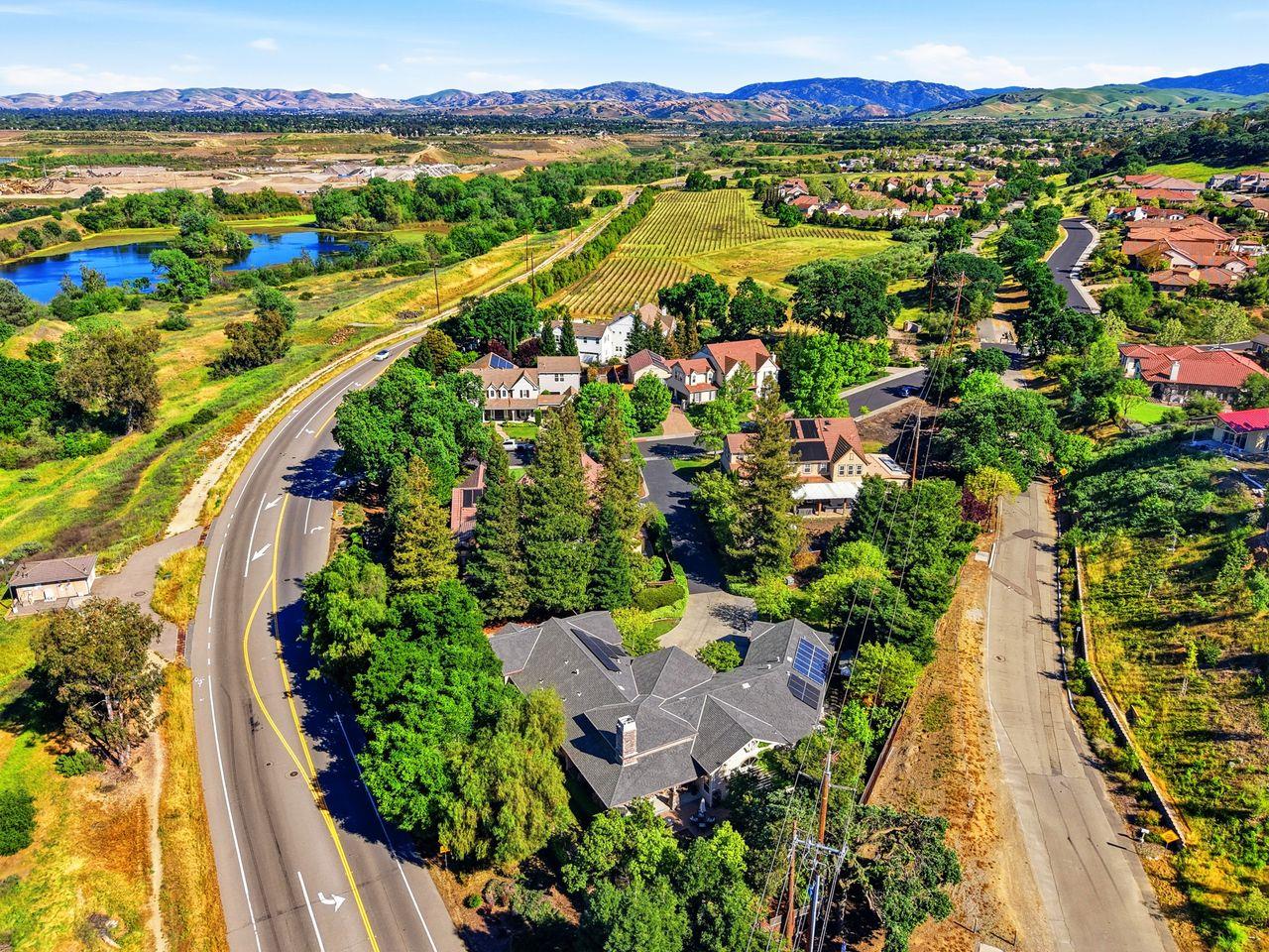 Detail Gallery Image 50 of 61 For 733 Vineyard Ter, Pleasanton,  CA 94566 - 5 Beds | 5 Baths