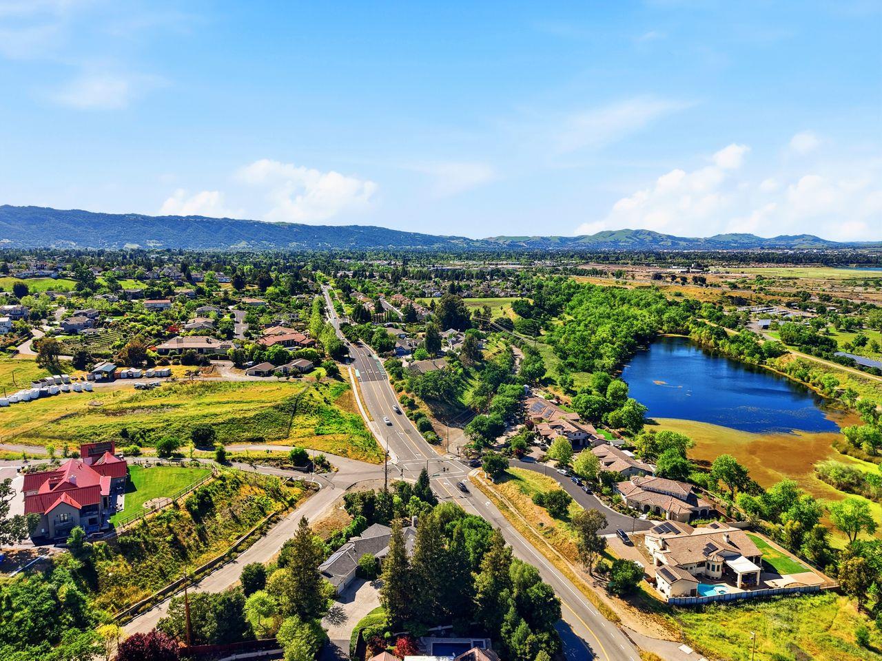 Detail Gallery Image 52 of 61 For 733 Vineyard Ter, Pleasanton,  CA 94566 - 5 Beds | 5 Baths