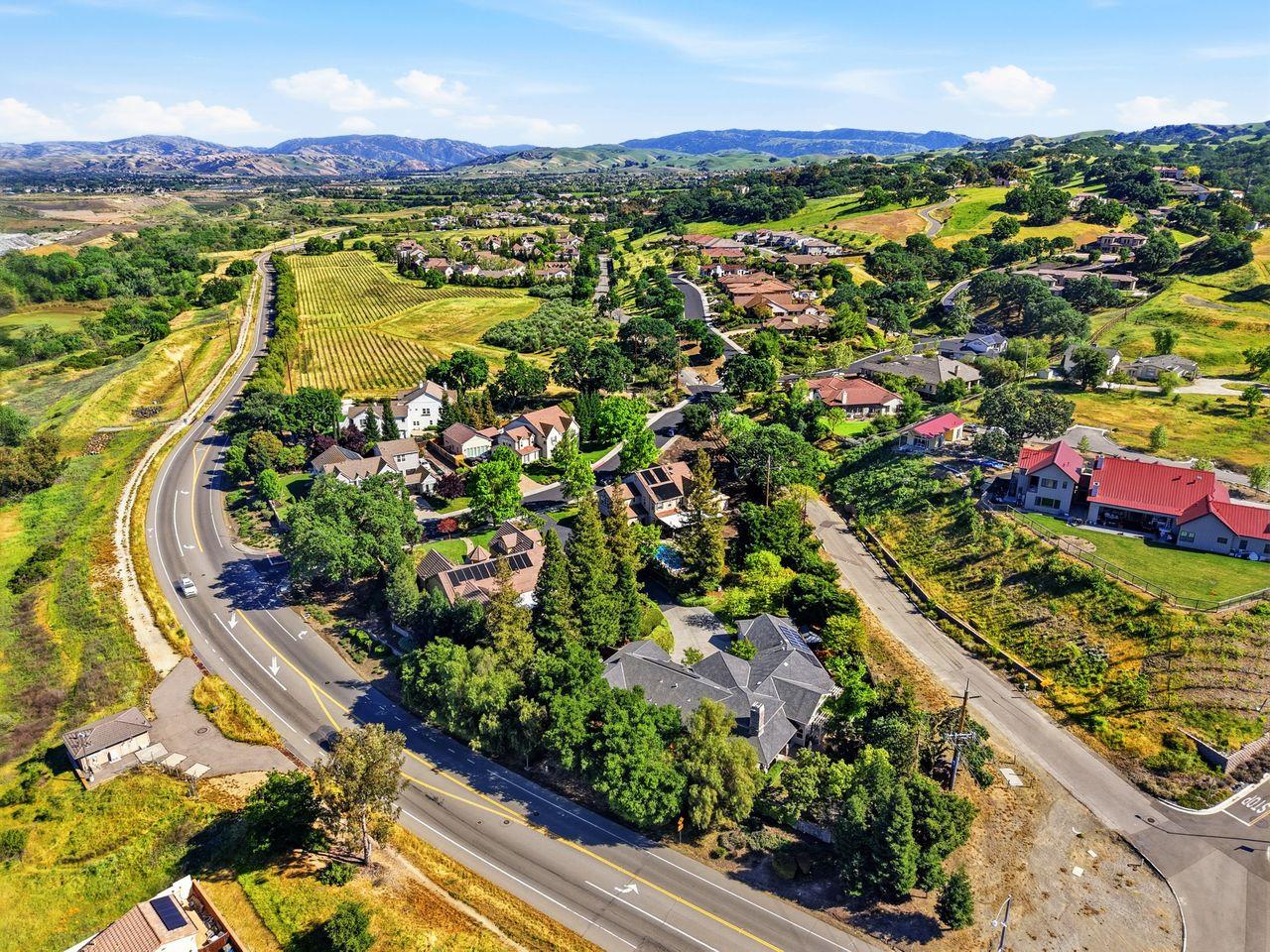 Detail Gallery Image 58 of 61 For 733 Vineyard Ter, Pleasanton,  CA 94566 - 5 Beds | 5 Baths