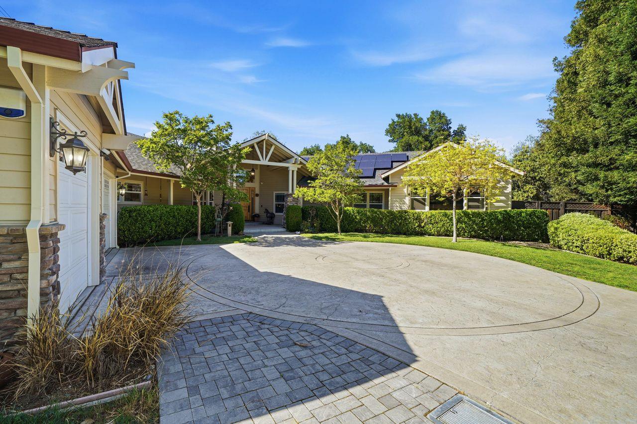 Detail Gallery Image 6 of 61 For 733 Vineyard Ter, Pleasanton,  CA 94566 - 5 Beds | 5 Baths