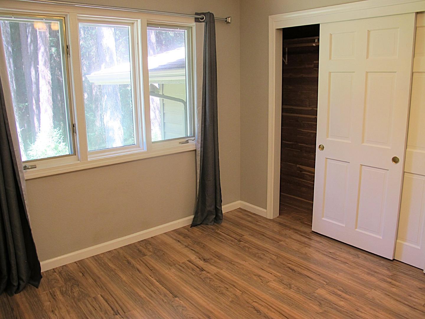 Detail Gallery Image 13 of 62 For 300 Winona Way, Aptos,  CA 95003 - 4 Beds | 2/1 Baths