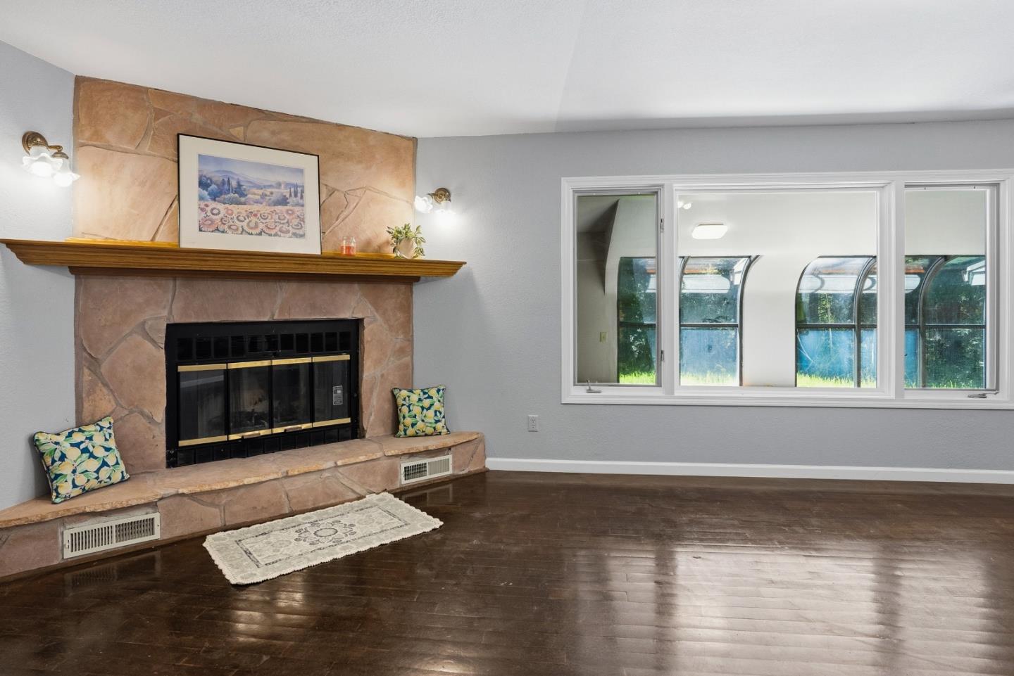 Detail Gallery Image 15 of 62 For 300 Winona Way, Aptos,  CA 95003 - 4 Beds | 2/1 Baths