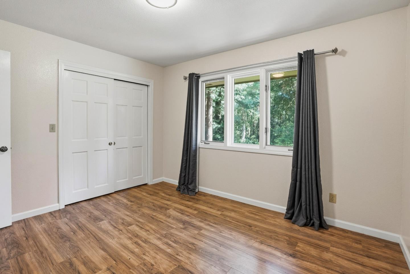 Detail Gallery Image 19 of 62 For 300 Winona Way, Aptos,  CA 95003 - 4 Beds | 2/1 Baths