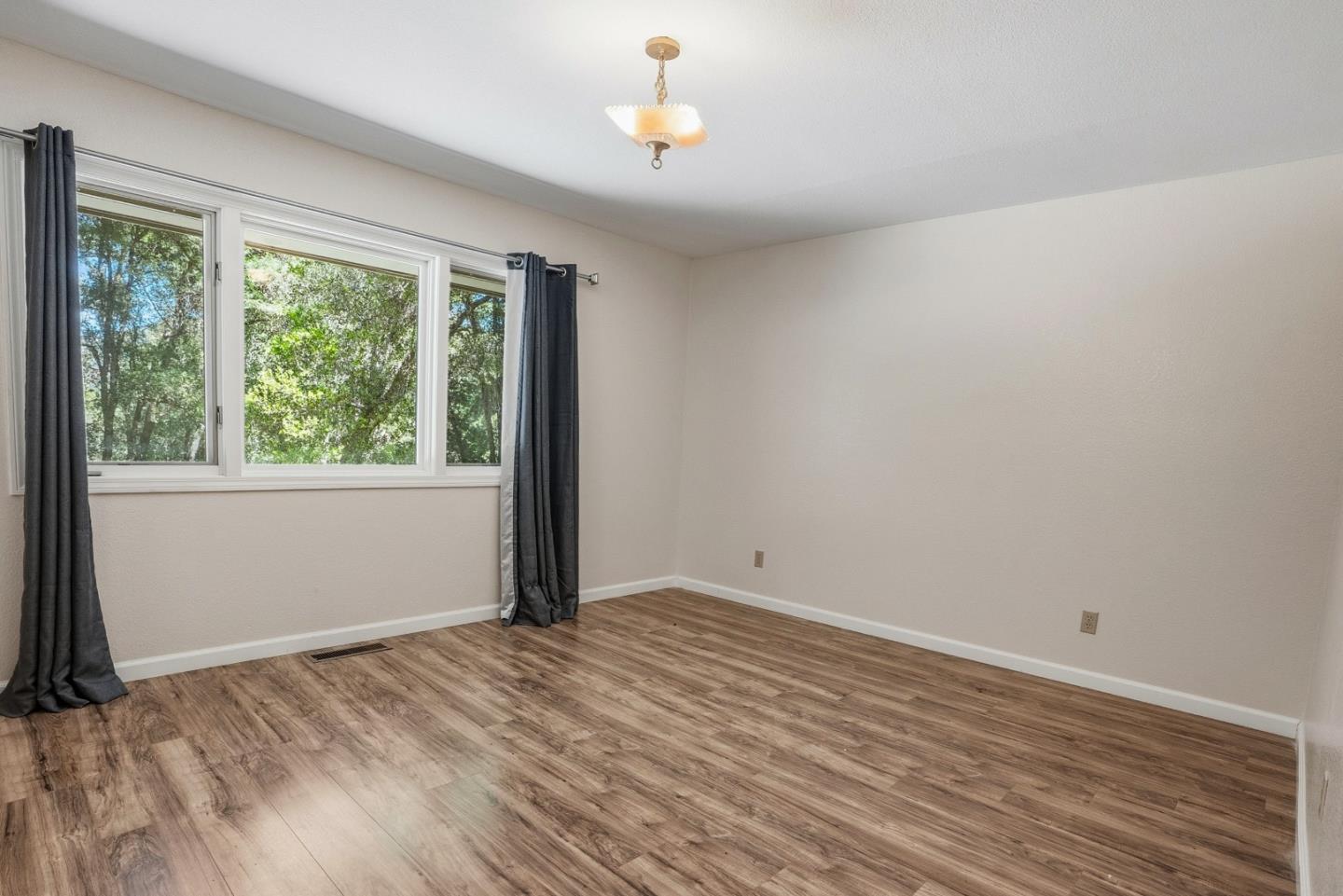 Detail Gallery Image 21 of 62 For 300 Winona Way, Aptos,  CA 95003 - 4 Beds | 2/1 Baths