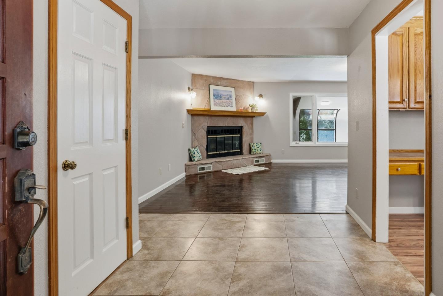 Detail Gallery Image 4 of 62 For 300 Winona Way, Aptos,  CA 95003 - 4 Beds | 2/1 Baths