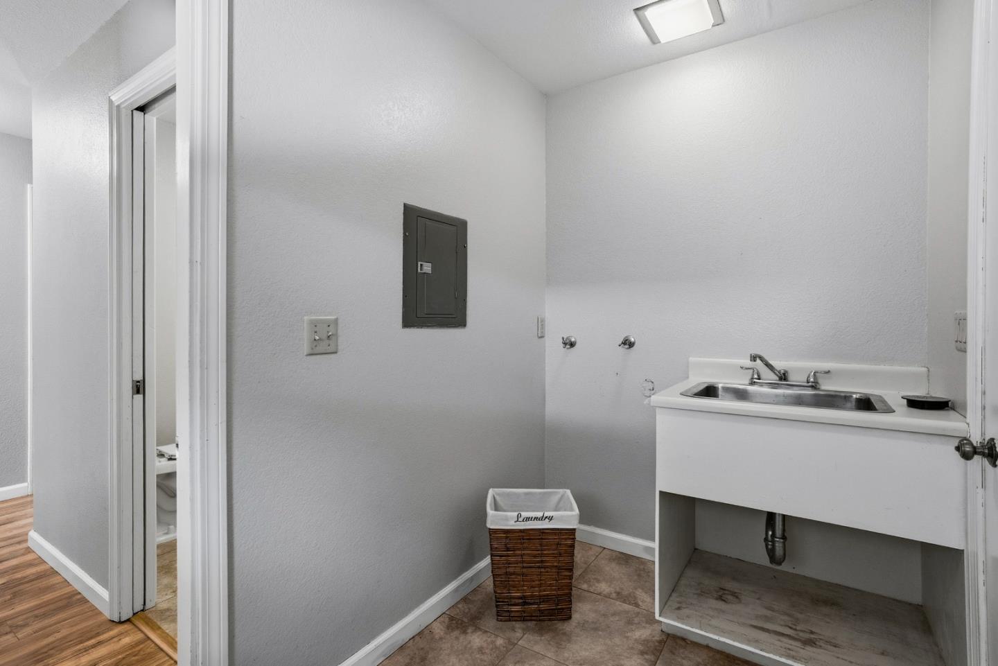 Detail Gallery Image 48 of 62 For 300 Winona Way, Aptos,  CA 95003 - 4 Beds | 2/1 Baths