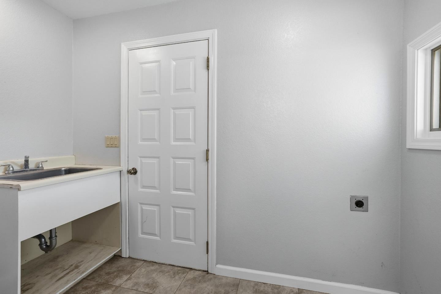 Detail Gallery Image 49 of 62 For 300 Winona Way, Aptos,  CA 95003 - 4 Beds | 2/1 Baths