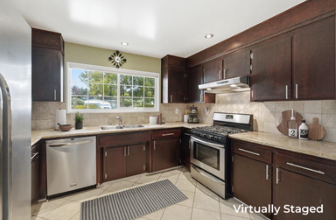 Detail Gallery Image 9 of 28 For 273 Cosky Dr, Marina,  CA 93933 - 4 Beds | 2 Baths