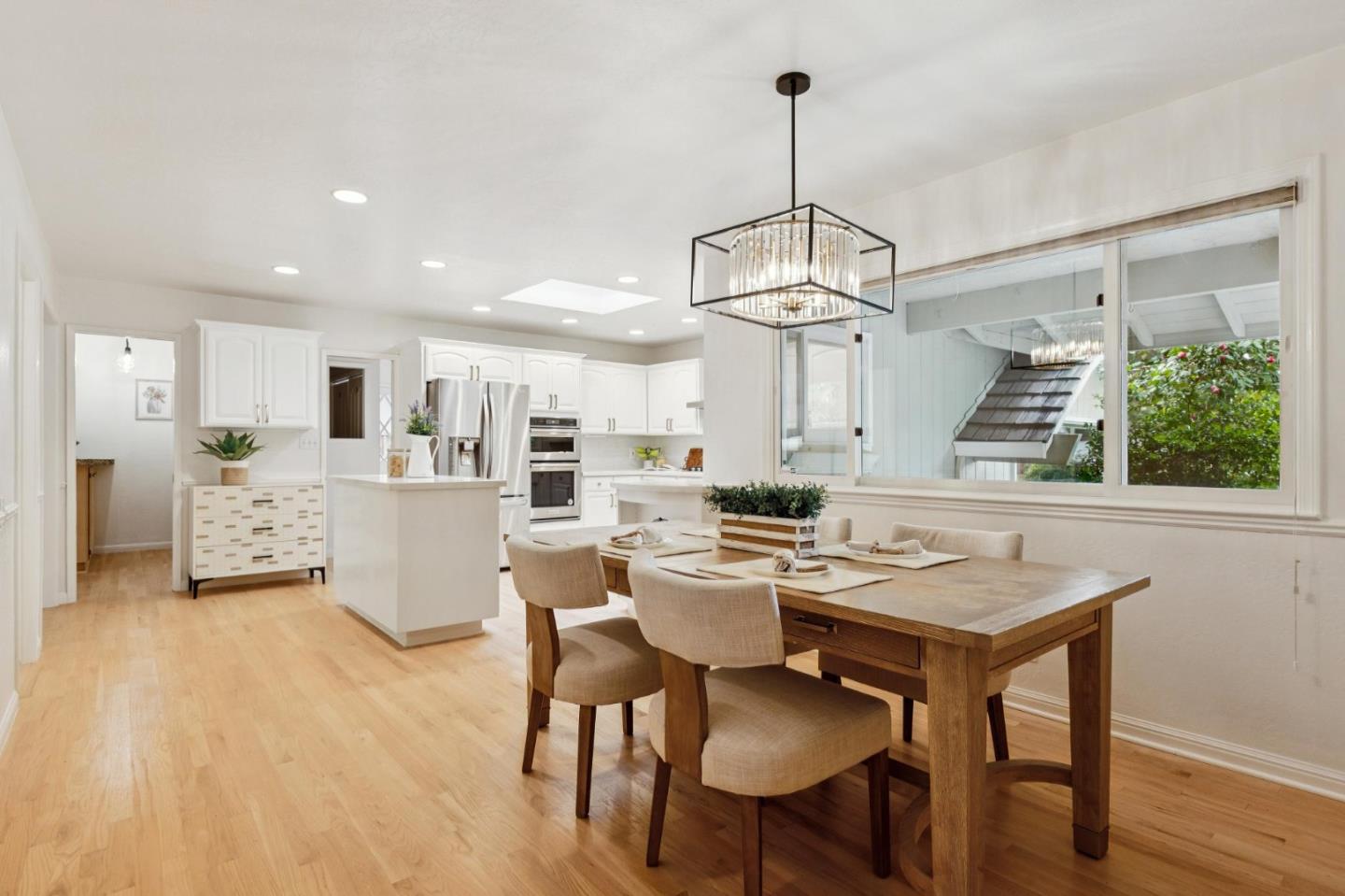 Detail Gallery Image 21 of 63 For 12304 Saratoga Creek, Saratoga,  CA 95070 - 4 Beds | 2/1 Baths