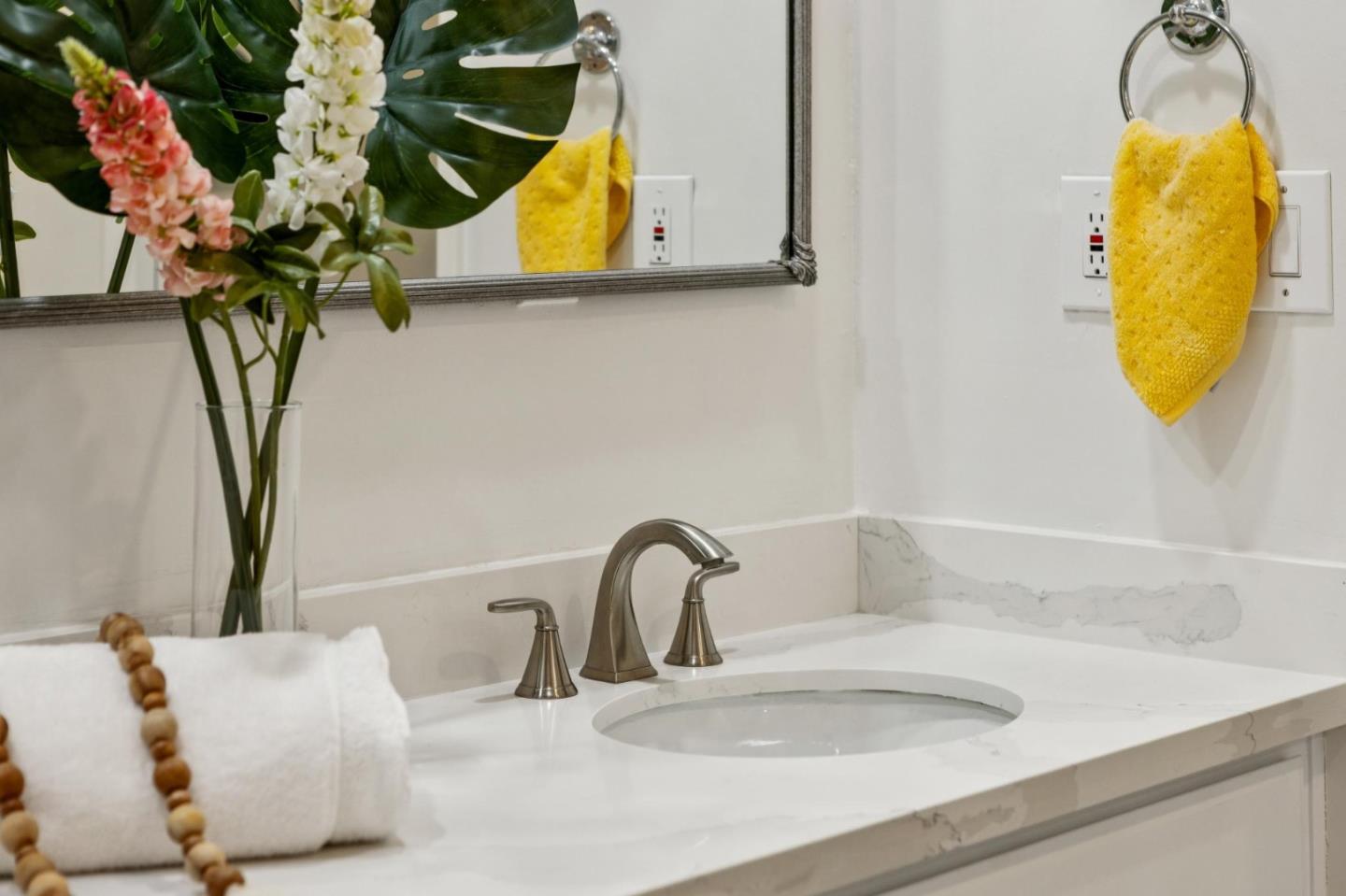 Detail Gallery Image 35 of 63 For 12304 Saratoga Creek, Saratoga,  CA 95070 - 4 Beds | 2/1 Baths