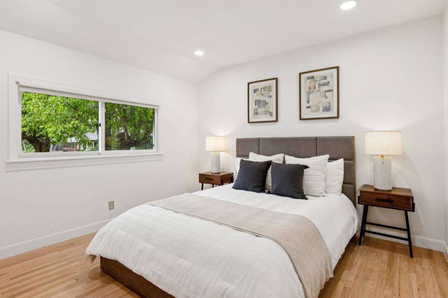 Detail Gallery Image 43 of 63 For 12304 Saratoga Creek, Saratoga,  CA 95070 - 4 Beds | 2/1 Baths