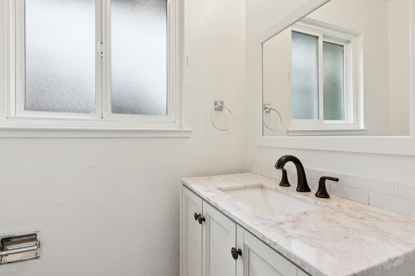 Detail Gallery Image 46 of 63 For 12304 Saratoga Creek, Saratoga,  CA 95070 - 4 Beds | 2/1 Baths