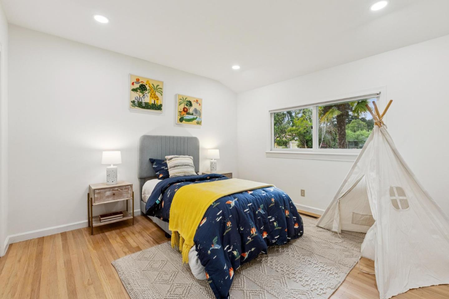 Detail Gallery Image 48 of 63 For 12304 Saratoga Creek, Saratoga,  CA 95070 - 4 Beds | 2/1 Baths