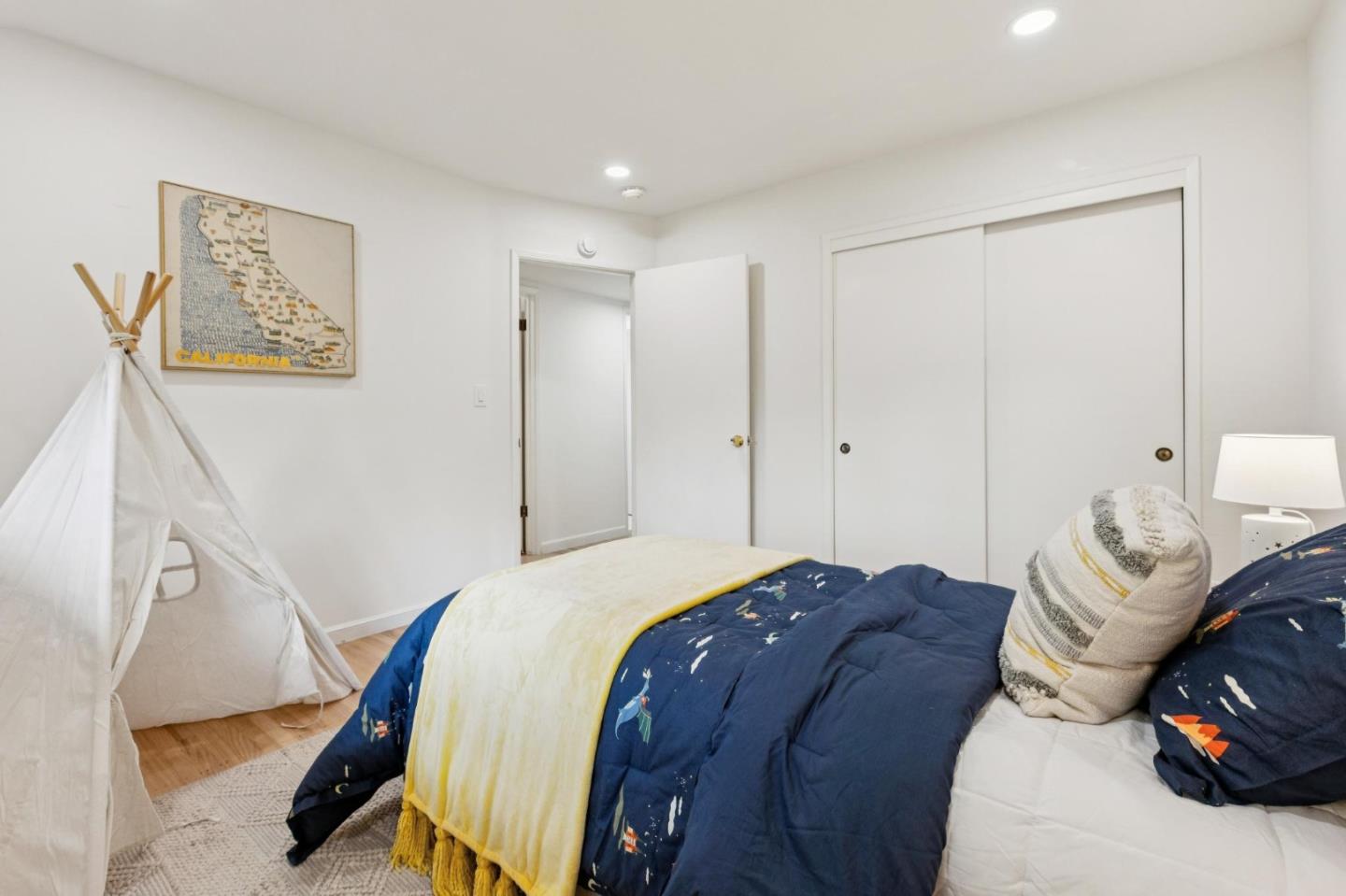 Detail Gallery Image 49 of 63 For 12304 Saratoga Creek, Saratoga,  CA 95070 - 4 Beds | 2/1 Baths