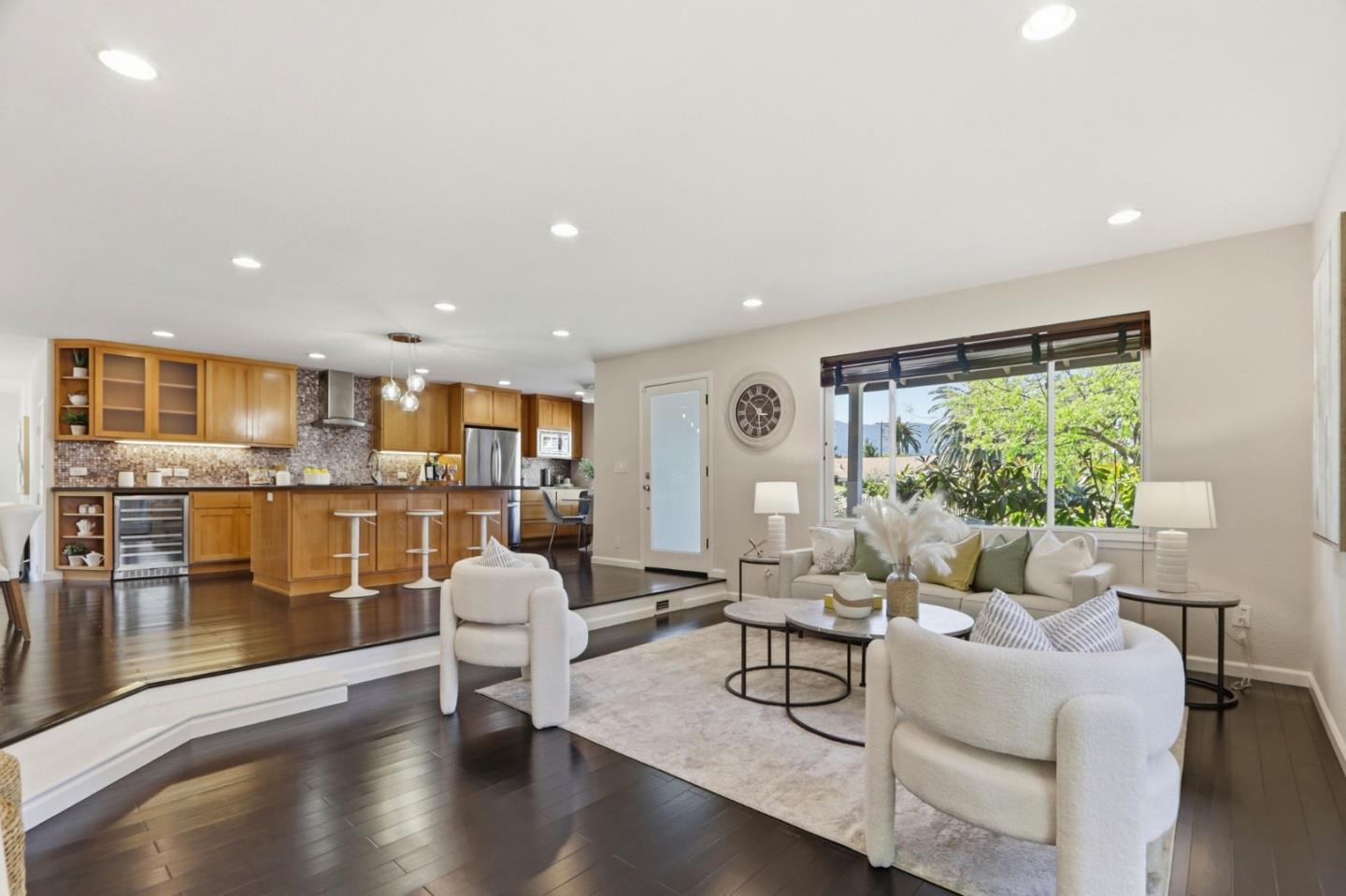 Detail Gallery Image 8 of 35 For 6414 Hidden Creek Dr, San Jose,  CA 95120 - 3 Beds | 2 Baths