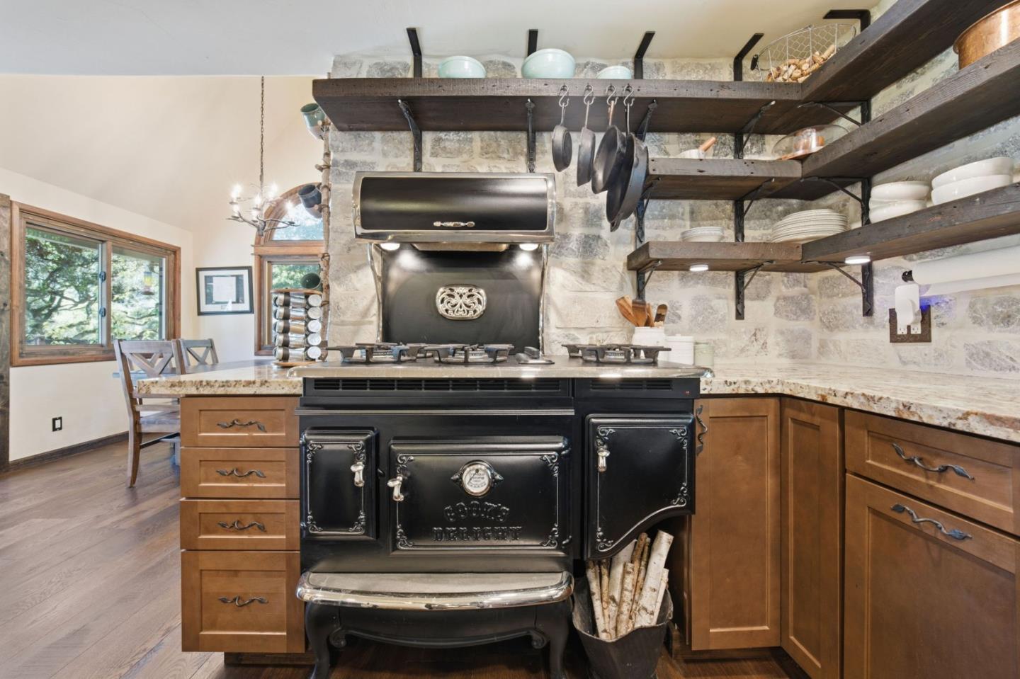 Detail Gallery Image 13 of 50 For 11 Piedras Blancas, Carmel Valley,  CA 93924 - 3 Beds | 2/1 Baths