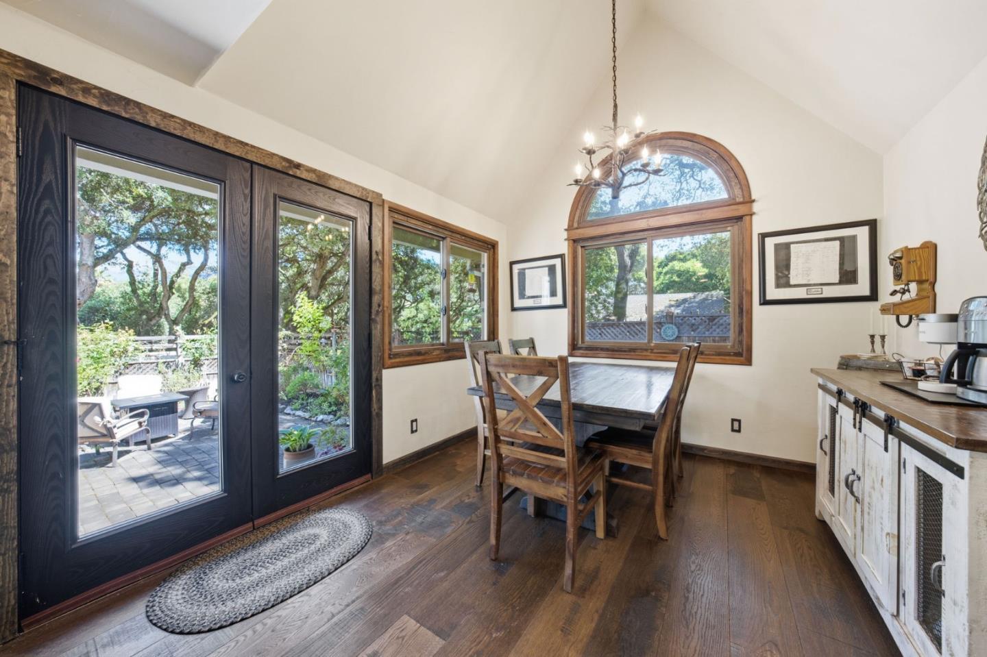 Detail Gallery Image 18 of 50 For 11 Piedras Blancas, Carmel Valley,  CA 93924 - 3 Beds | 2/1 Baths