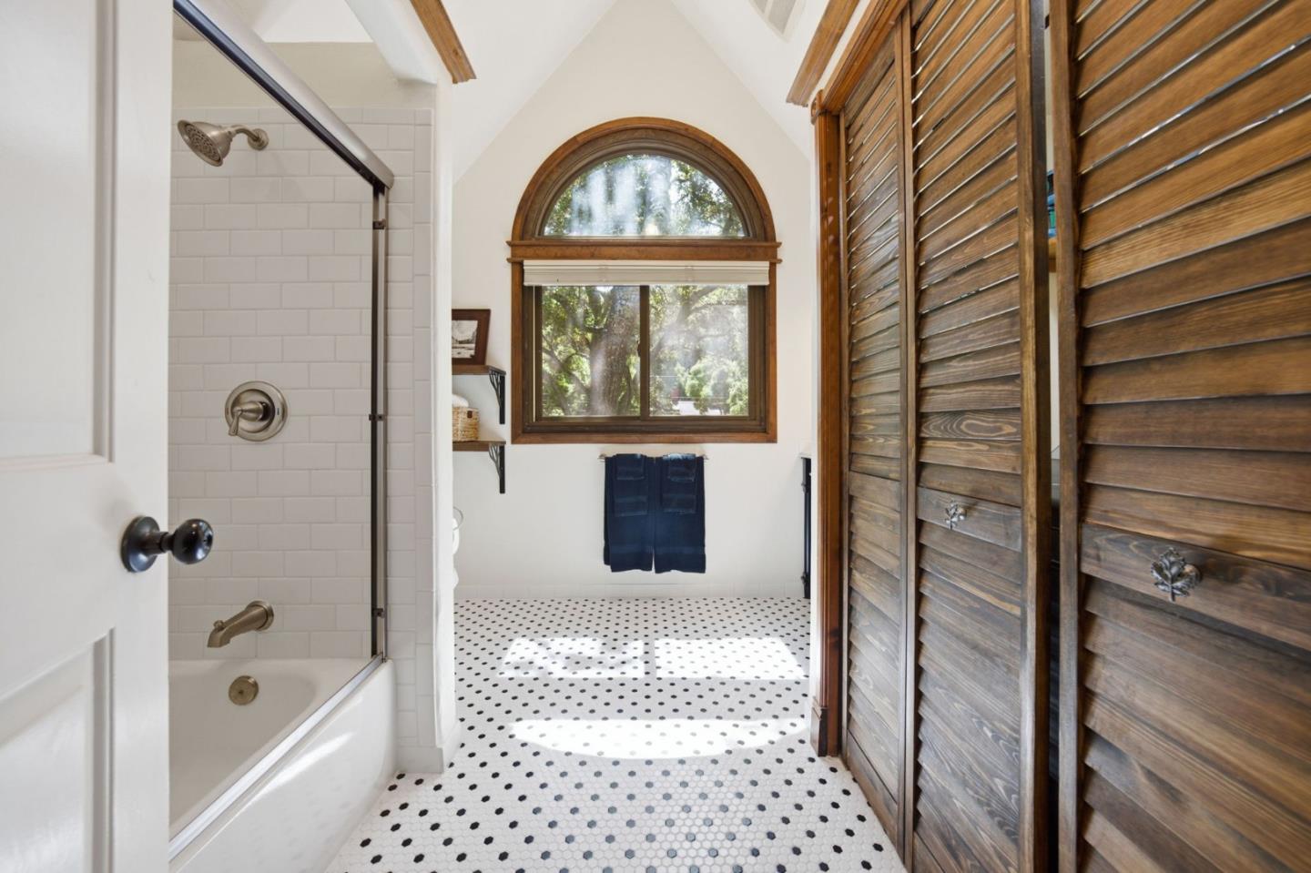 Detail Gallery Image 26 of 50 For 11 Piedras Blancas, Carmel Valley,  CA 93924 - 3 Beds | 2/1 Baths