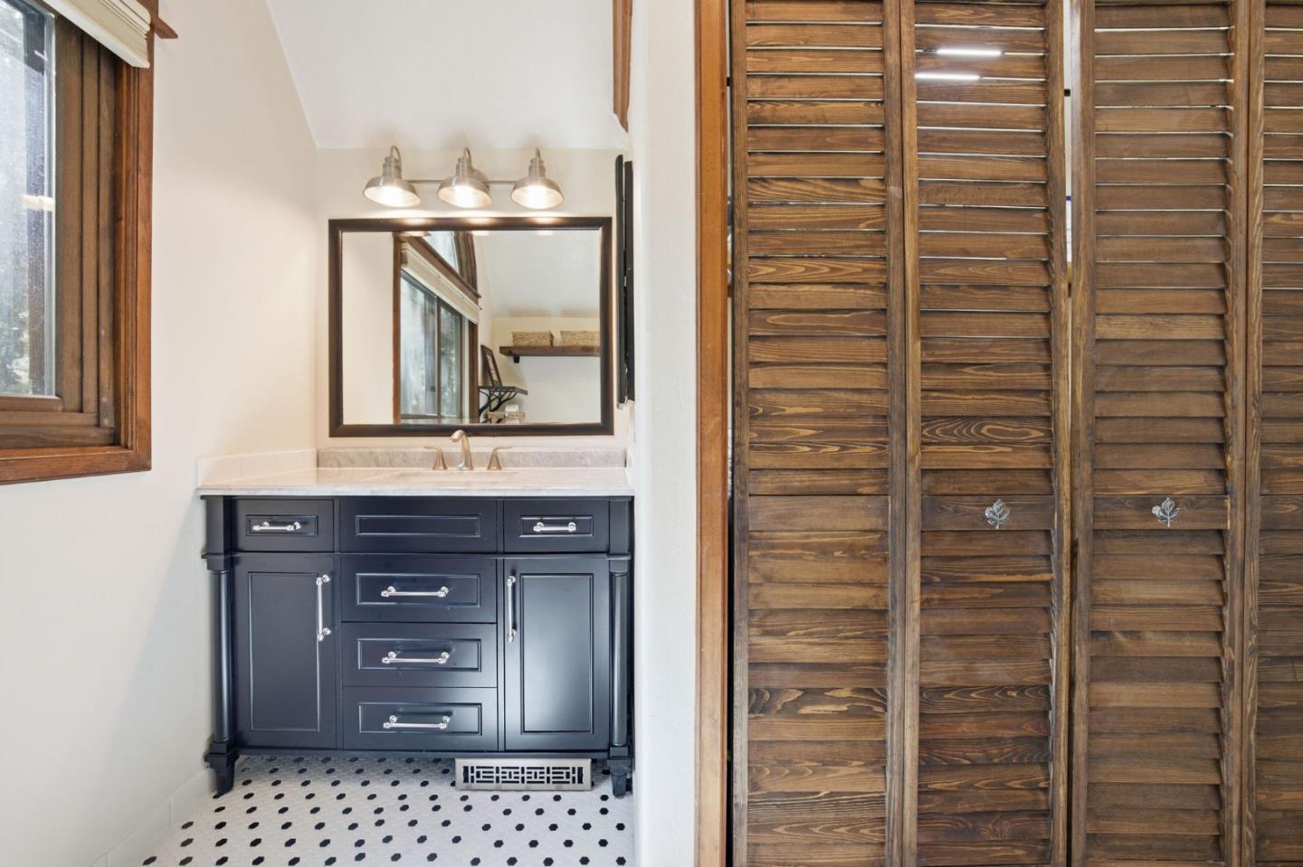 Detail Gallery Image 28 of 50 For 11 Piedras Blancas, Carmel Valley,  CA 93924 - 3 Beds | 2/1 Baths