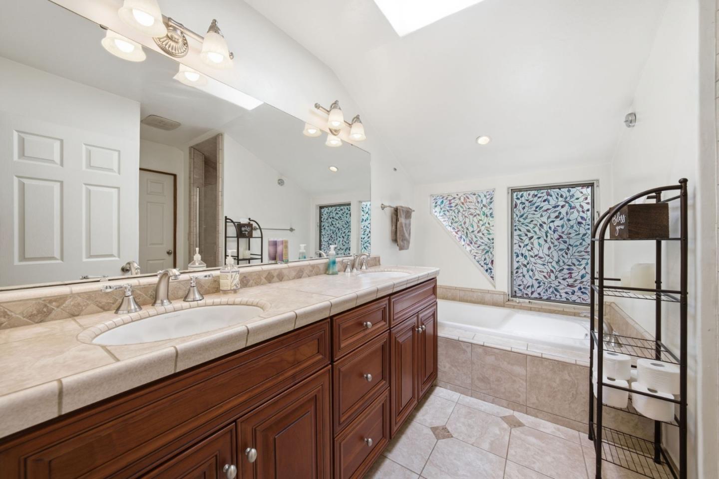 Detail Gallery Image 34 of 50 For 11 Piedras Blancas, Carmel Valley,  CA 93924 - 3 Beds | 2/1 Baths