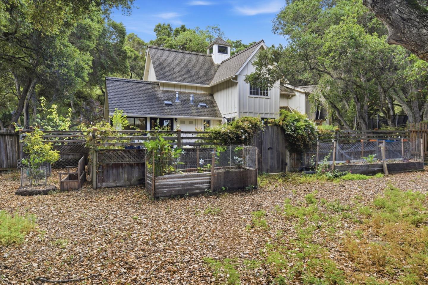 Detail Gallery Image 45 of 50 For 11 Piedras Blancas, Carmel Valley,  CA 93924 - 3 Beds | 2/1 Baths