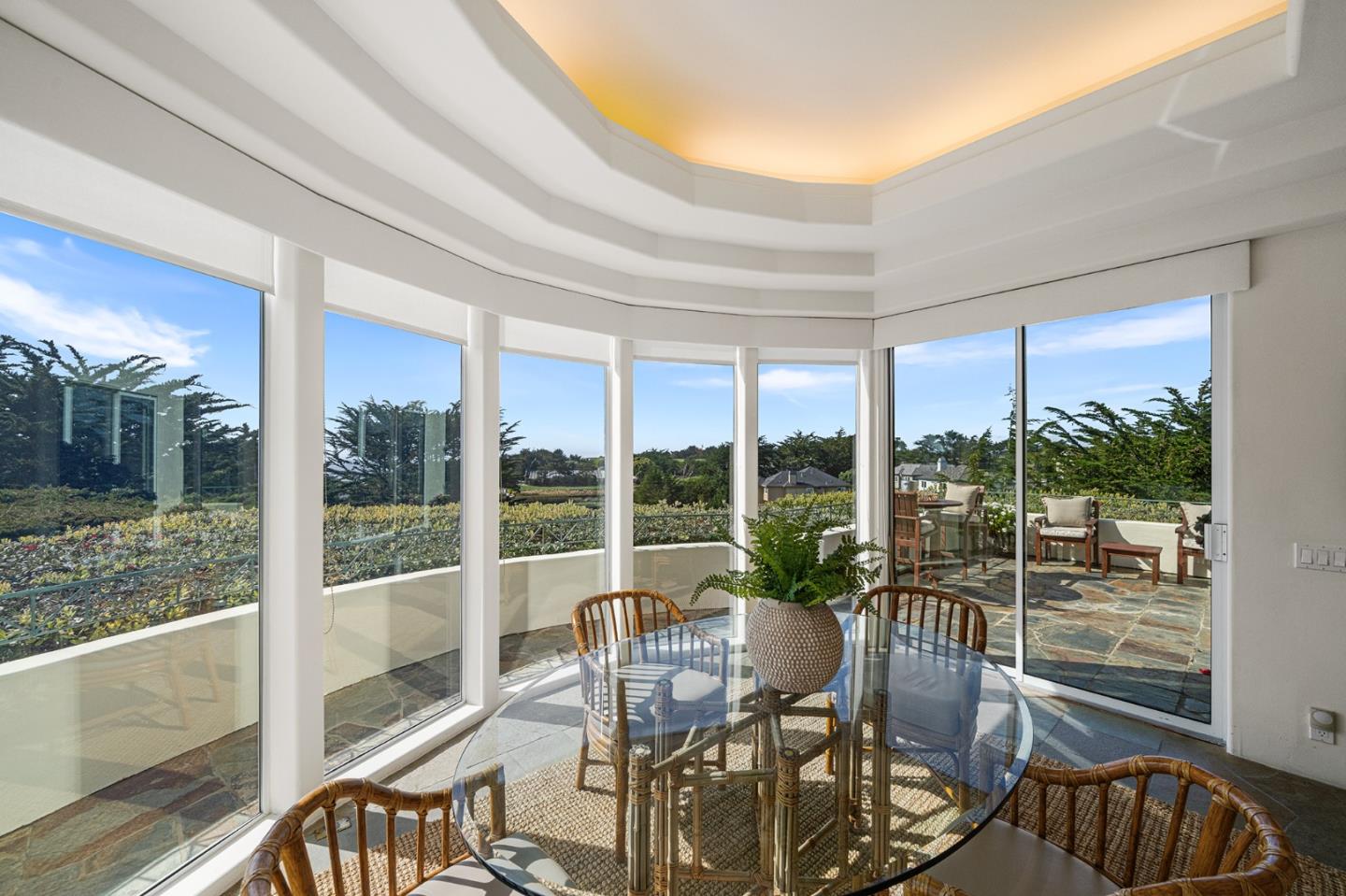 Detail Gallery Image 23 of 48 For 17 Ashdown Pl, Half Moon Bay,  CA 94019 - 4 Beds | 3/1 Baths