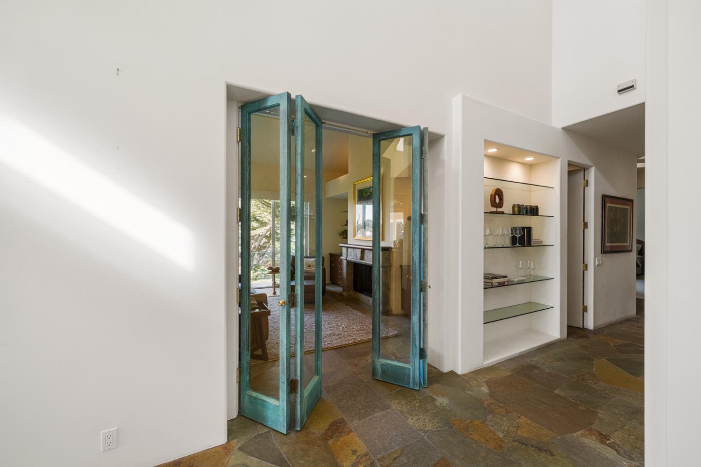 Detail Gallery Image 27 of 48 For 17 Ashdown Pl, Half Moon Bay,  CA 94019 - 4 Beds | 3/1 Baths