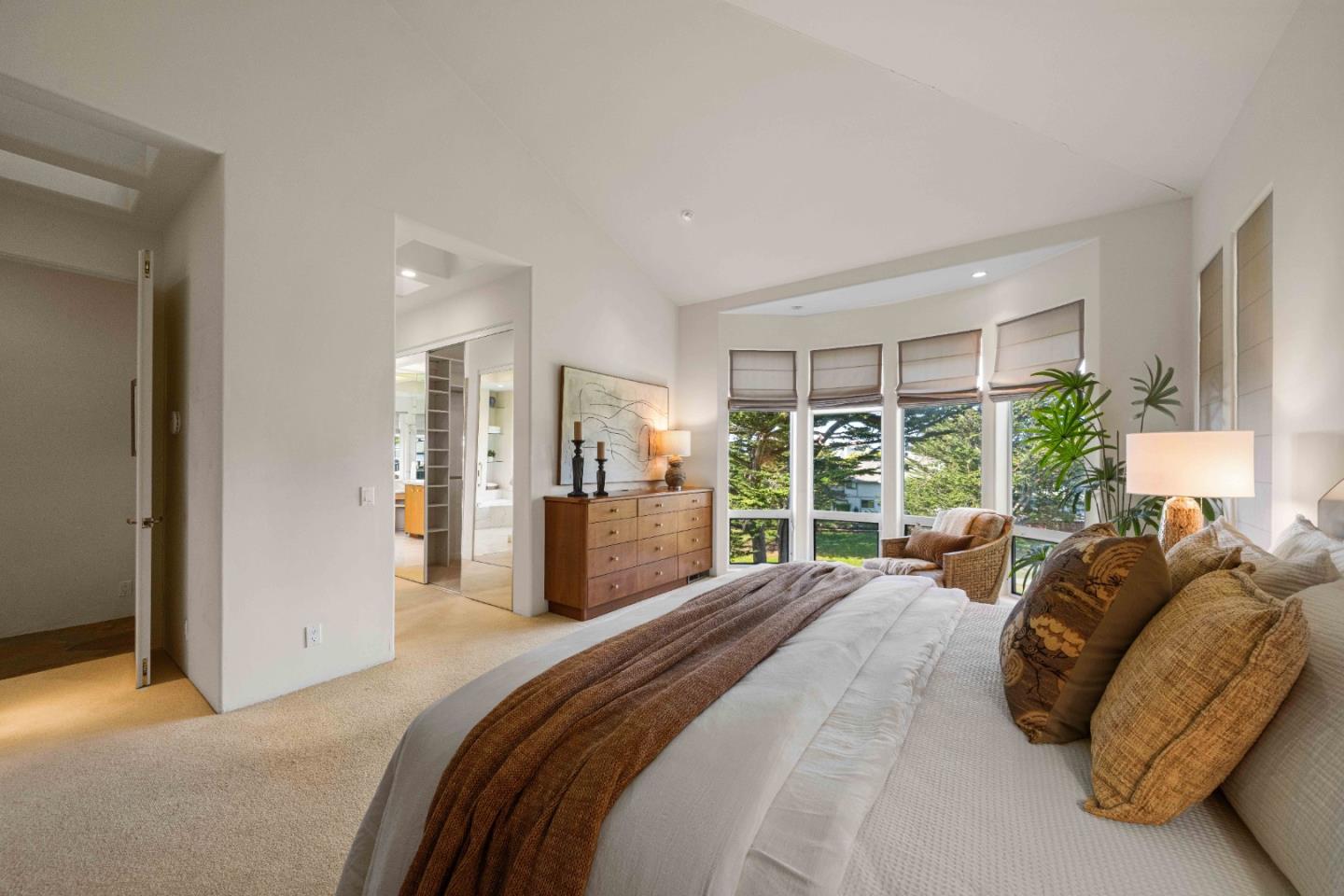 Detail Gallery Image 30 of 48 For 17 Ashdown Pl, Half Moon Bay,  CA 94019 - 4 Beds | 3/1 Baths