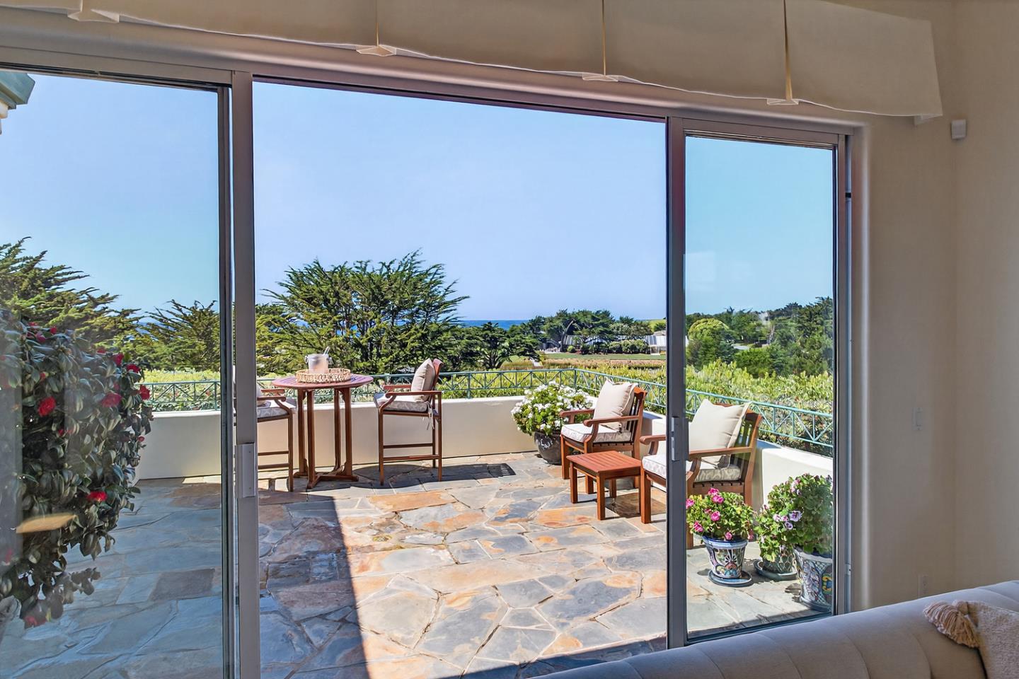 Detail Gallery Image 36 of 48 For 17 Ashdown Pl, Half Moon Bay,  CA 94019 - 4 Beds | 3/1 Baths