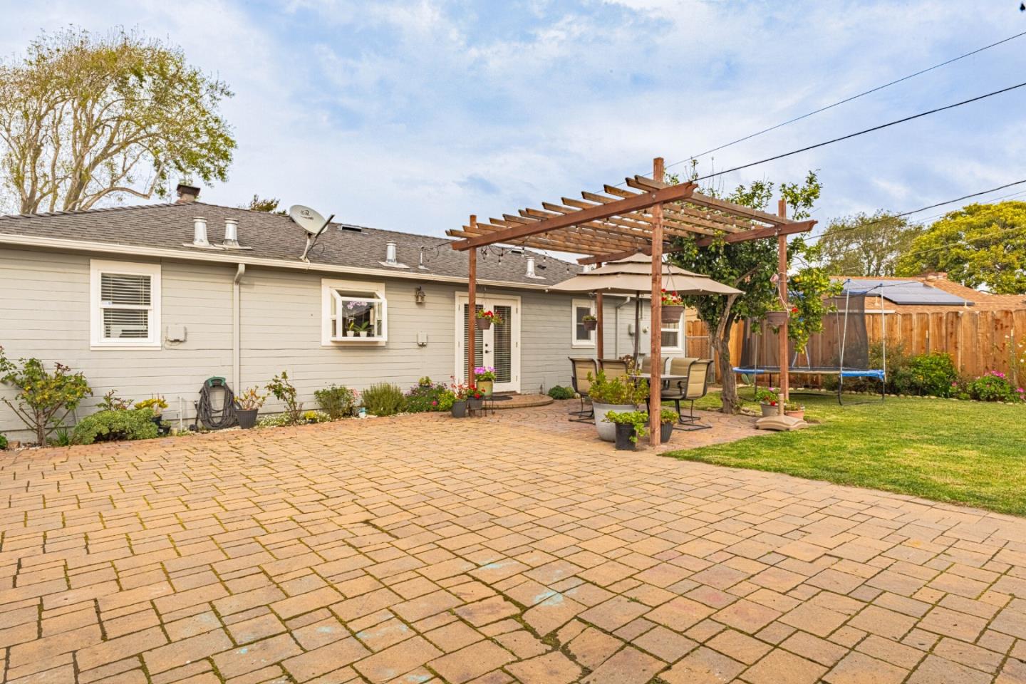 Detail Gallery Image 14 of 33 For Reata St, Salinas,  CA 93906 - 2 Beds | 1 Baths