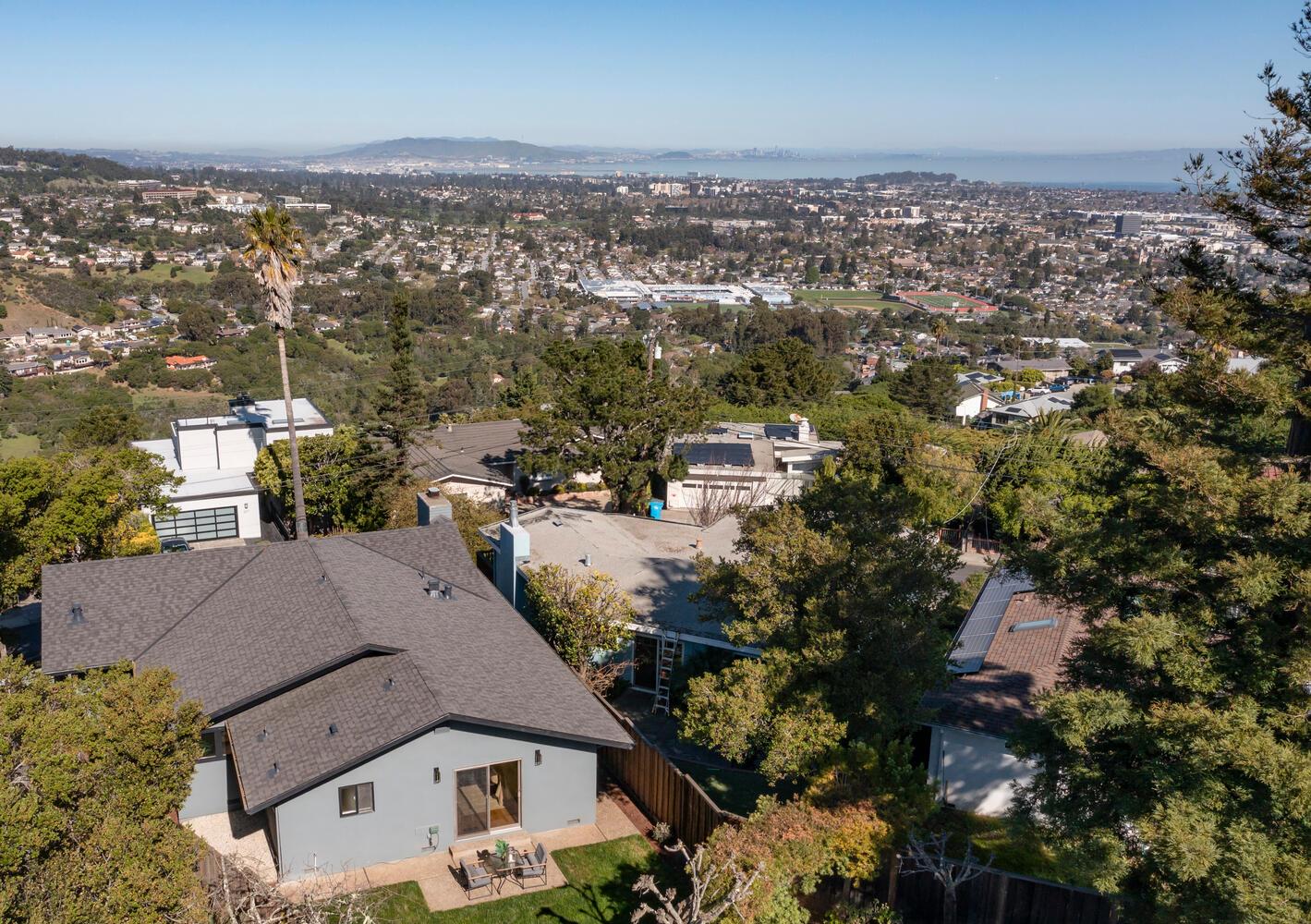 Detail Gallery Image 29 of 30 For 2612 Lincoln Ave, Belmont,  CA 94002 - 3 Beds | 2 Baths