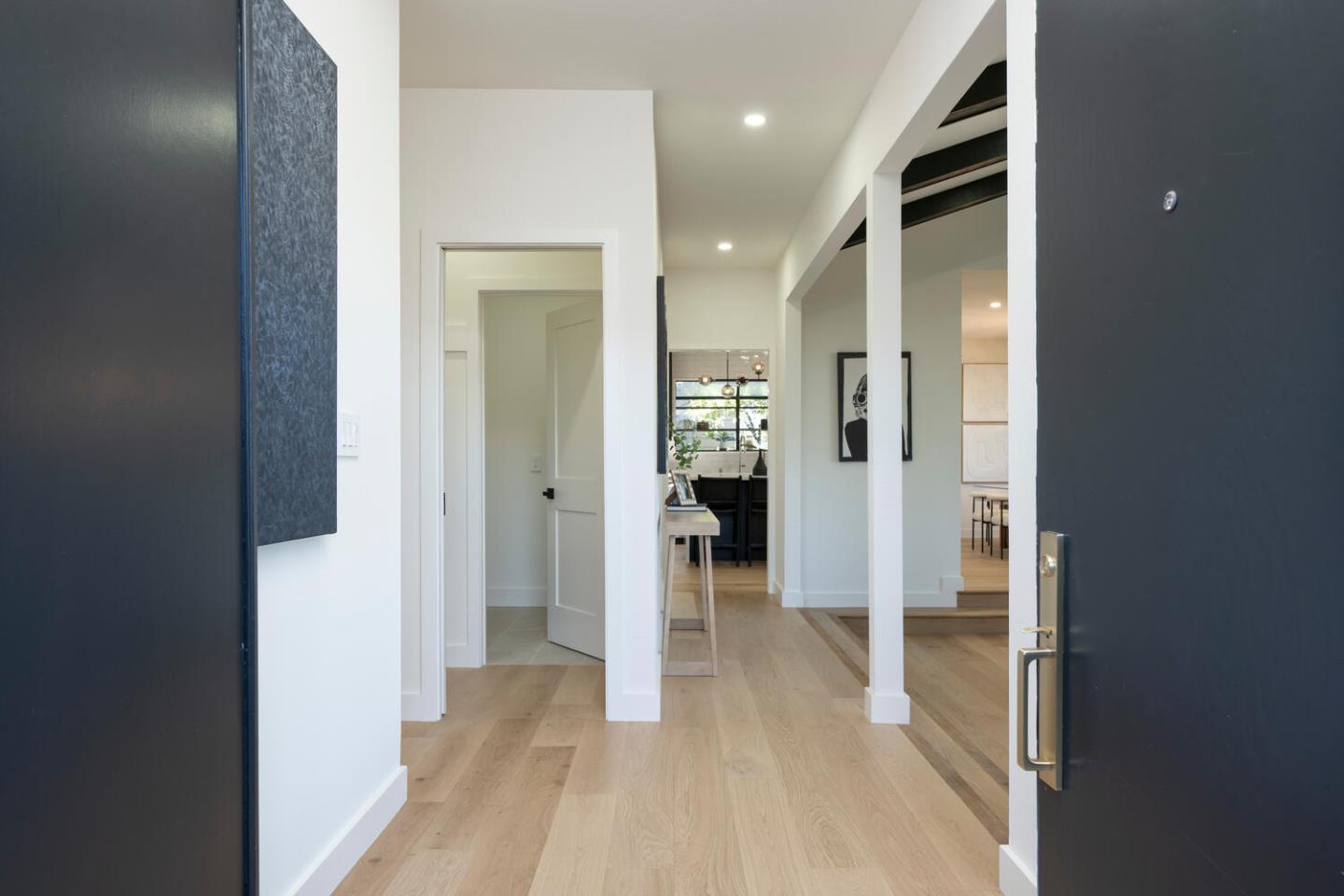 Detail Gallery Image 4 of 30 For 2612 Lincoln Ave, Belmont,  CA 94002 - 3 Beds | 2 Baths