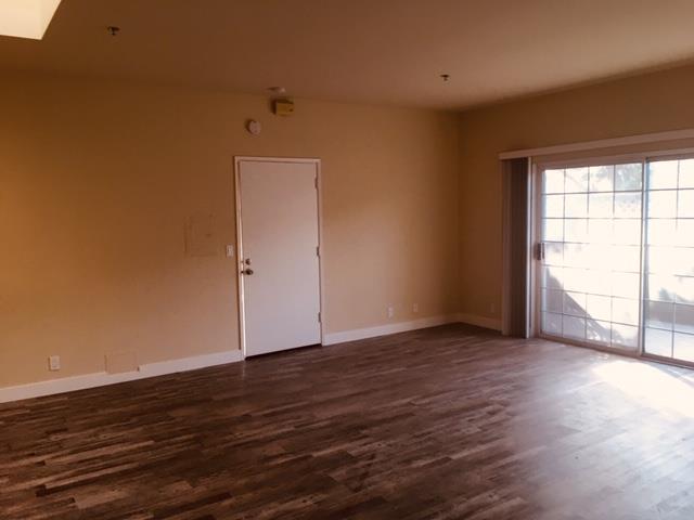 Detail Gallery Image 6 of 10 For 1047 El Camino Real, Menlo Park,  CA 94025 - 0 Beds | 1 Baths