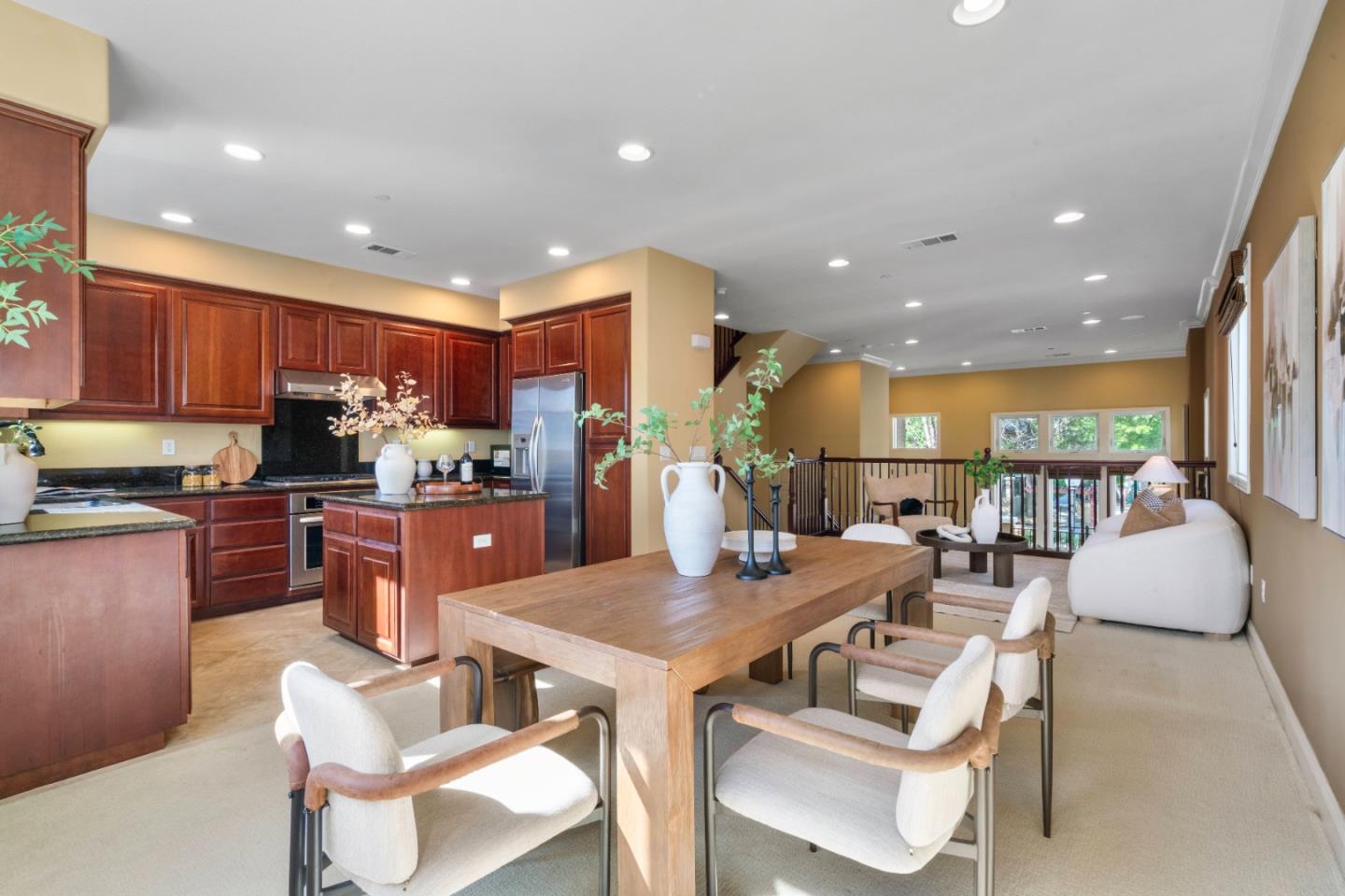 Detail Gallery Image 17 of 47 For 414 Tasman Dr, Sunnyvale,  CA 94089 - 3 Beds | 2/1 Baths